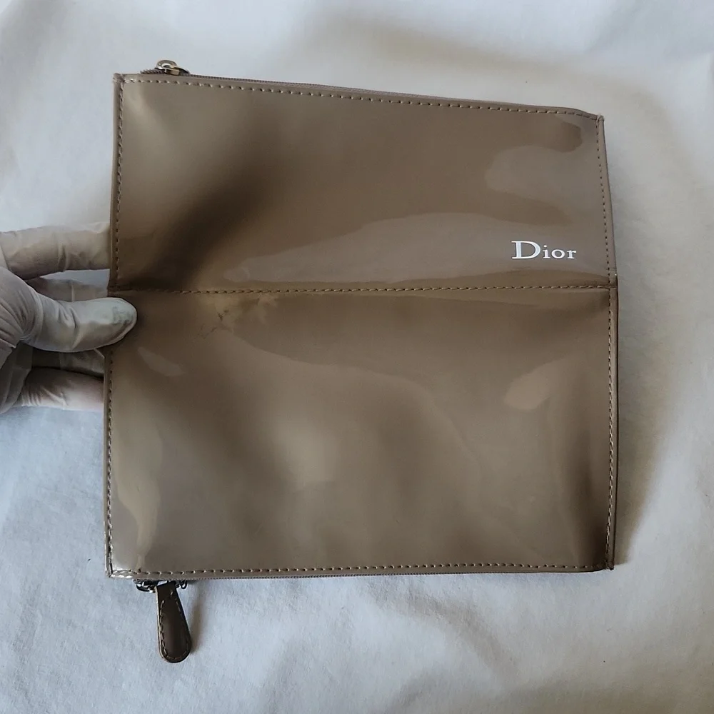 Dior excellent except